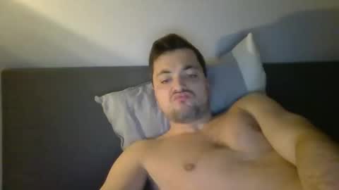 Snapshot of 69baby69baby chatting on 01.01.25 69baby69baby online show from 01.01.25