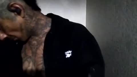 Snapshot of 69dick_fitzwell69 chatting on 01.01.25 HUGH G RECTION online show from 01.01.25