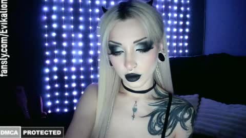 Eva online show from 04.27.26