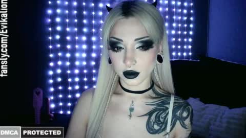 Eva online show from 04.28.26