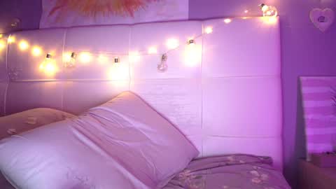 Snapshot of 6a6yface chatting on 12.24.24 lil J online show from 12.24.24