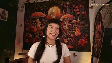 B R I E L A  online show from 05.17.26