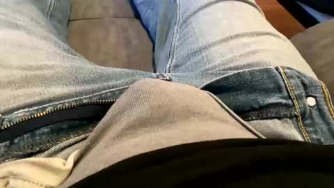 Snapshot of 6inchboytoy chatting on 01.21.25 6inchboytoy online show from 01.21.25