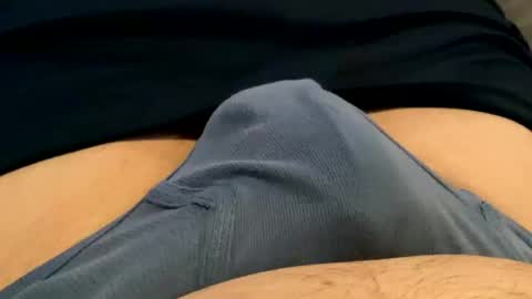 Snapshot of 6inchboytoy chatting on 10.01.25 6inchboytoy online show from 10.01.25