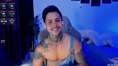 Snapshot of 777_stefantransmen chatting on 12.16.25 Stefan online show from 12.16.25