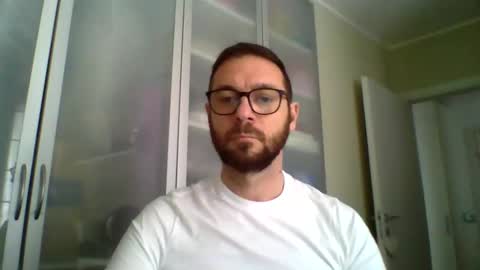 Snapshot of 77architt chatting on 04.20.26 77architt online show from 04.20.26