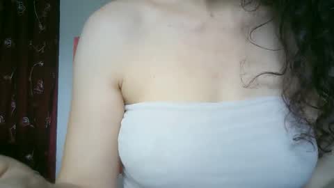 Lilu online show from 04.23.26