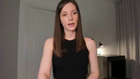 Anna online show from 06.22.26