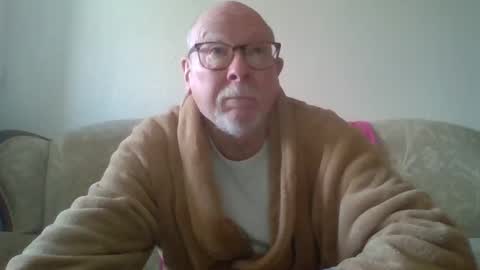 Snapshot of 7thsojourn chatting on 12.30.24 Papi online show from 12.30.24