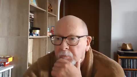 Snapshot of 7thsojourn chatting on 02.06.25 Papi online show from 02.06.25