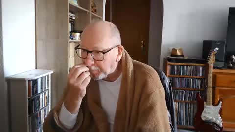 Snapshot of 7thsojourn chatting on 02.12.25 Papi online show from 02.12.25