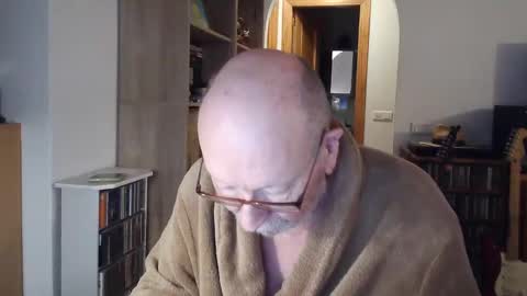 Snapshot of 7thsojourn chatting on 03.01.25 Papi online show from 03.01.25