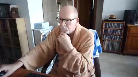 Snapshot of 7thsojourn chatting on 12.02.25 Papi online show from 12.02.25