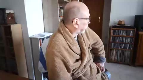 Snapshot of 7thsojourn chatting on 01.09.26 Papi online show from 01.09.26