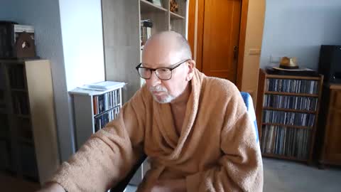 Snapshot of 7thsojourn chatting on 01.15.26 Papi online show from 01.15.26