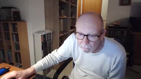 Snapshot of 7thsojourn chatting on 02.19.26 Papi online show from 02.19.26