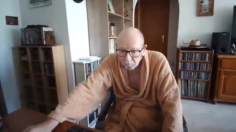 Snapshot of 7thsojourn chatting on 02.26.26 Papi online show from 02.26.26