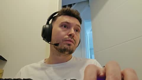 8inchdude93 online show from 09.09.25