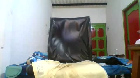 8inchesedge online show from 03.07.26