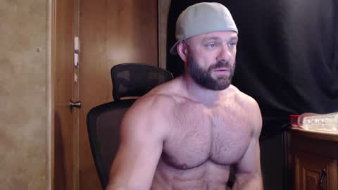 9 fat inches online show from 01.21.25