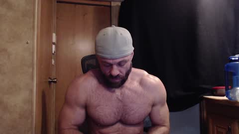 9 fat inches online show from 01.21.25