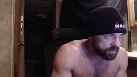 9 fat inches online show from 01.31.25