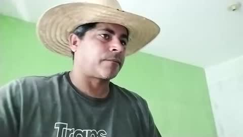 Snapshot of 9vinhocamshow chatting on 01.06.25 9vinhocamshow online show from 01.06.25