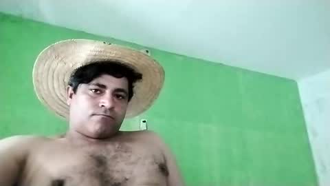 Snapshot of 9vinhocamshow chatting on 01.16.25 9vinhocamshow online show from 01.16.25
