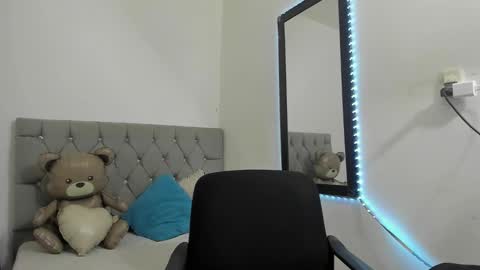 DERECK online show from 02.18.26