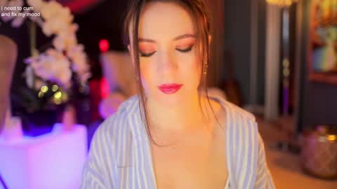 Snapshot of _1s___ chatting on 11.05.25 Sophia online show from 11.05.25