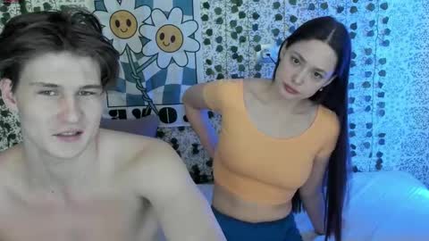 Snapshot of _52_ chatting on 03.10.25 EMILY AND MARCUS online show from 03.10.25