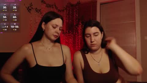 Snapshot of _52_ chatting on 12.17.25 EMILY AND MARCUS online show from 12.17.25