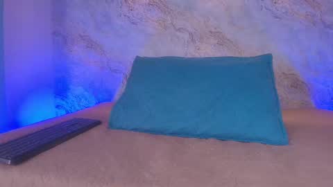  abby rouss online show from 11.14.25