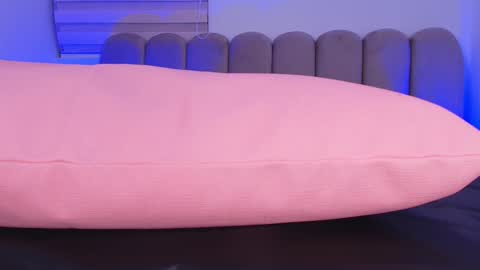  abby rouss online show from 11.20.25