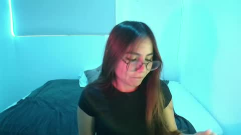 Snapshot of _abbyyyy_ chatting on 09.16.25 abby 3 online show from 09.16.25