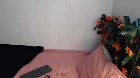 _abrill_20 online show from 11.24.25