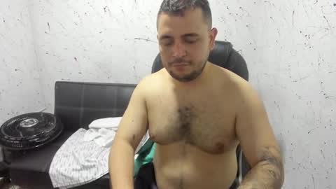 Snapshot of _ace_ventura chatting on 11.10.25 ---- online show from 11.10.25