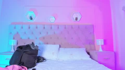 Agatha online show from 01.02.25