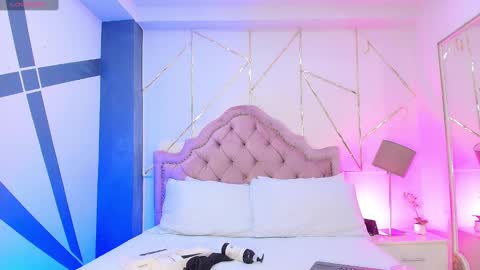 Agatha online show from 01.18.25