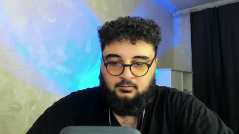 Snapshot of _alan_bear_ chatting on 01.06.25 Alan online show from 01.06.25