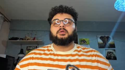 Snapshot of _alan_bear_ chatting on 02.04.25 Alan online show from 02.04.25