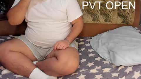 Snapshot of _alan_bear_ chatting on 02.22.25 Alan online show from 02.22.25