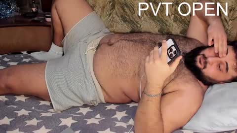 Snapshot of _alan_bear_ chatting on 02.24.25 Alan online show from 02.24.25