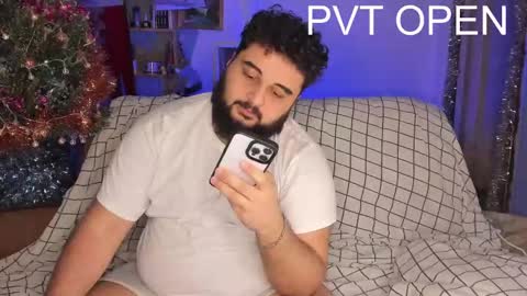 Snapshot of _alan_bear_ chatting on 03.06.25 Alan online show from 03.06.25