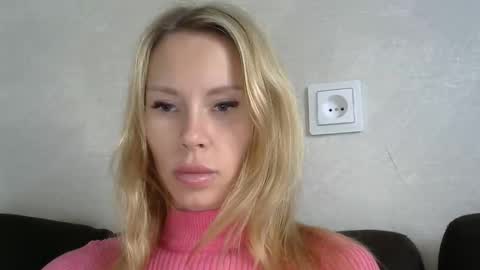 Snapshot of _alex1819 chatting on 09.24.25 _alex1819 online show from 09.24.25