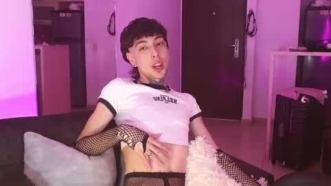 _alexblunt_ online show from 12.12.24