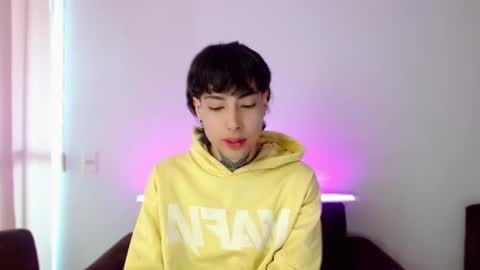 _alexblunt_ online show from 12.23.24