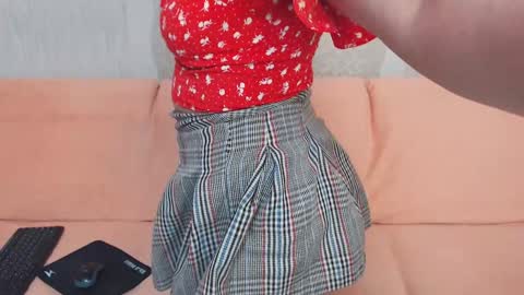 Snapshot of _alexxxxa_ chatting on 01.04.25 Diana online show from 01.04.25