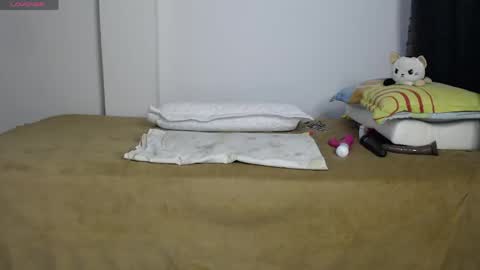 _alice_horny_ online show from 04.21.26