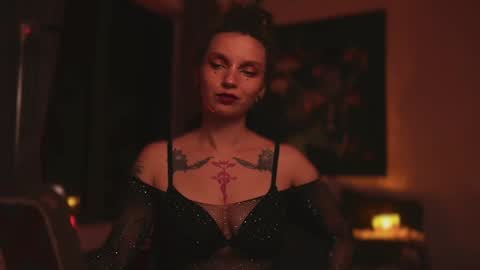 Snapshot of _alicemorrison_ chatting on 02.07.25 Alice Morrison Mistress Datura online show from 02.07.25